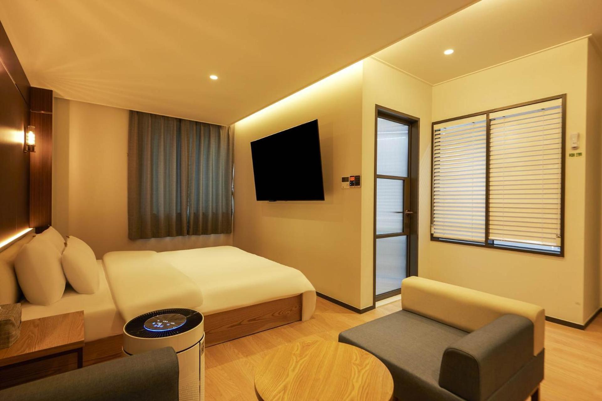 Browndot Suwon Cityhall Motel ภายนอก รูปภาพ